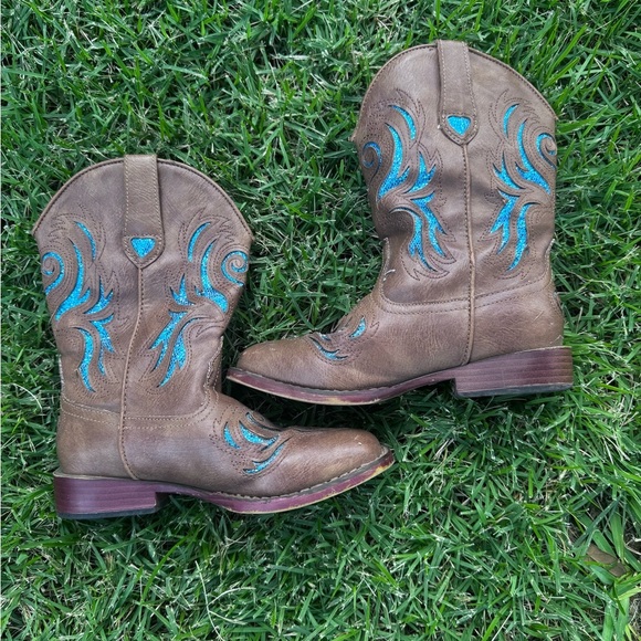 Roper Girls size 1 Brown Boots with Blue Glitter Detail - Picture 1 of 6